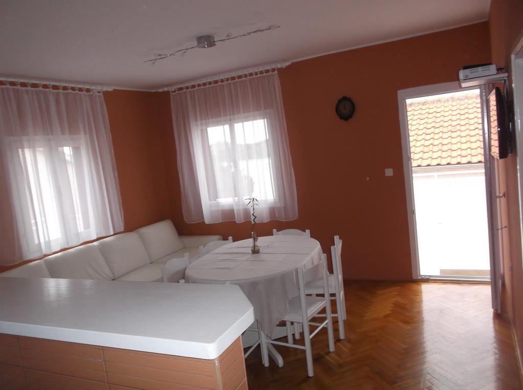 Apartman Vladic Appartement Grebaštica Buitenkant foto