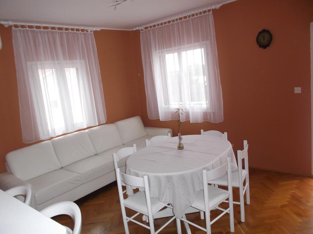 Apartman Vladic Appartement Grebaštica Buitenkant foto